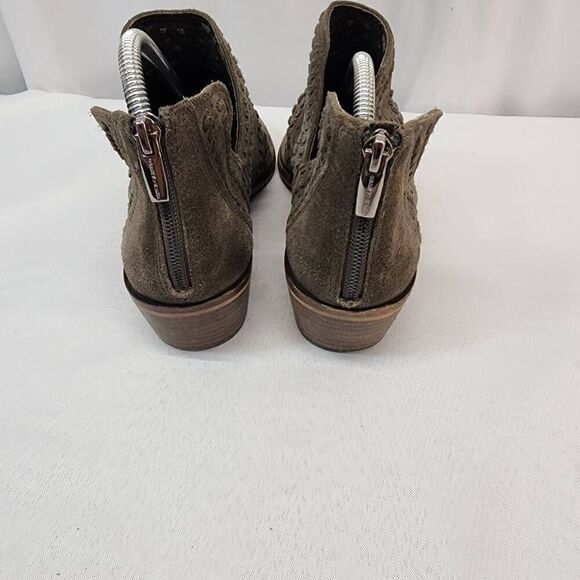 Vince Camuto Size 10 Suede Prasata Ankle Booties Dark Grey Perforated Suede W - Picture 5 of 9